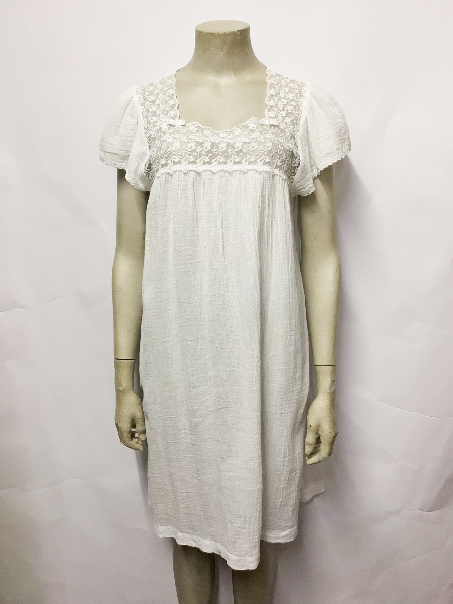 Christian Dior White Cotton Night Dress Saks Fifth Avenue Small