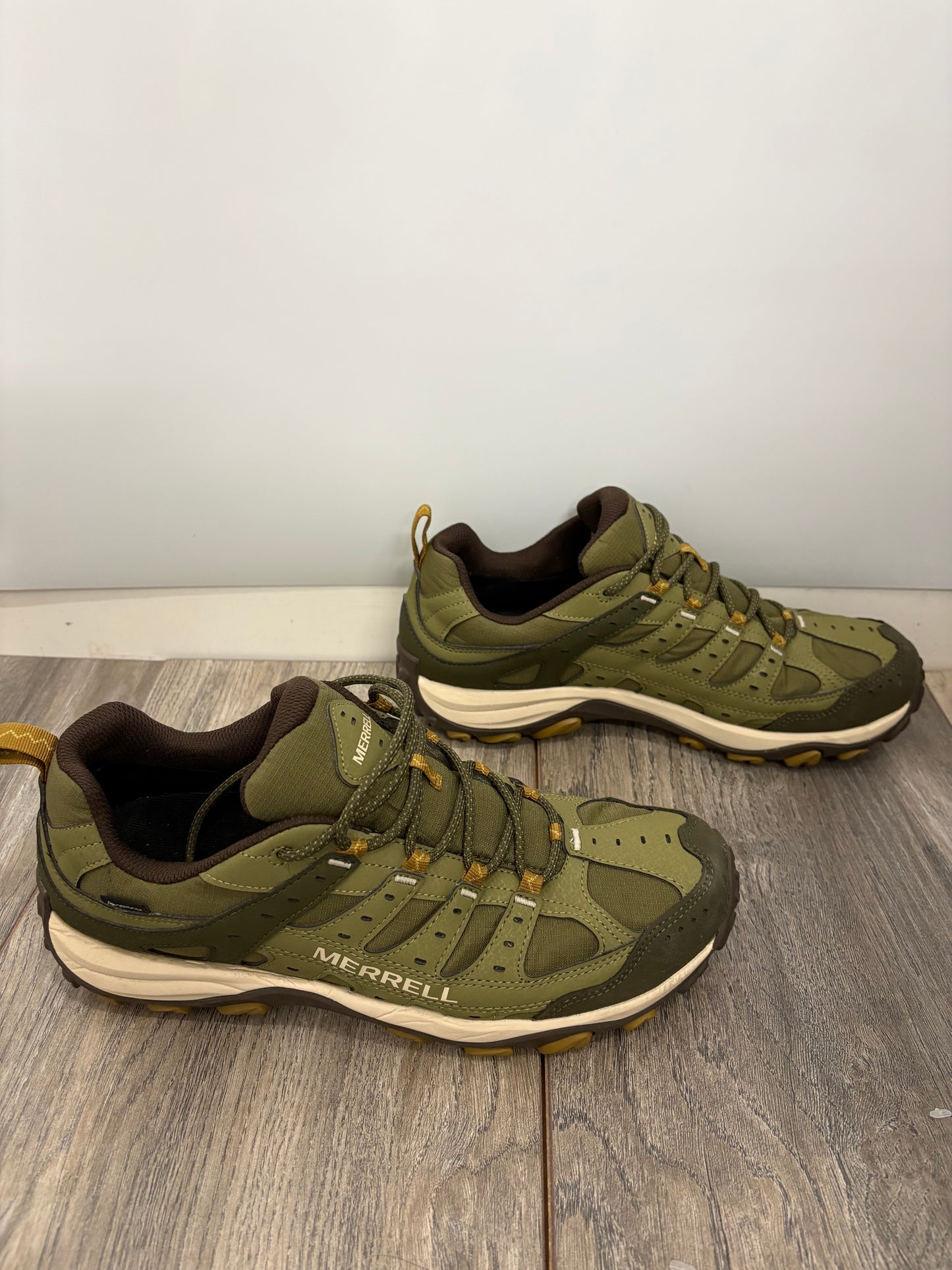Merrell Accentor Sport 4 GORE-TEX Men’s Green Walking Shoes Size 10