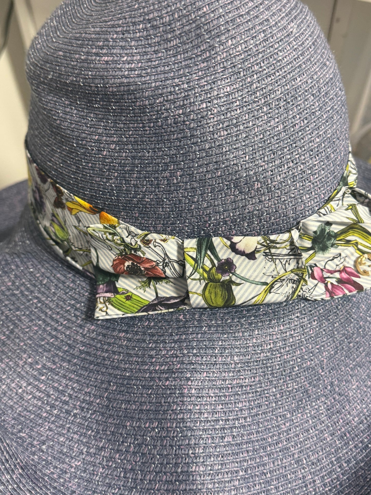 Ladies Rare Gucci Sunhat