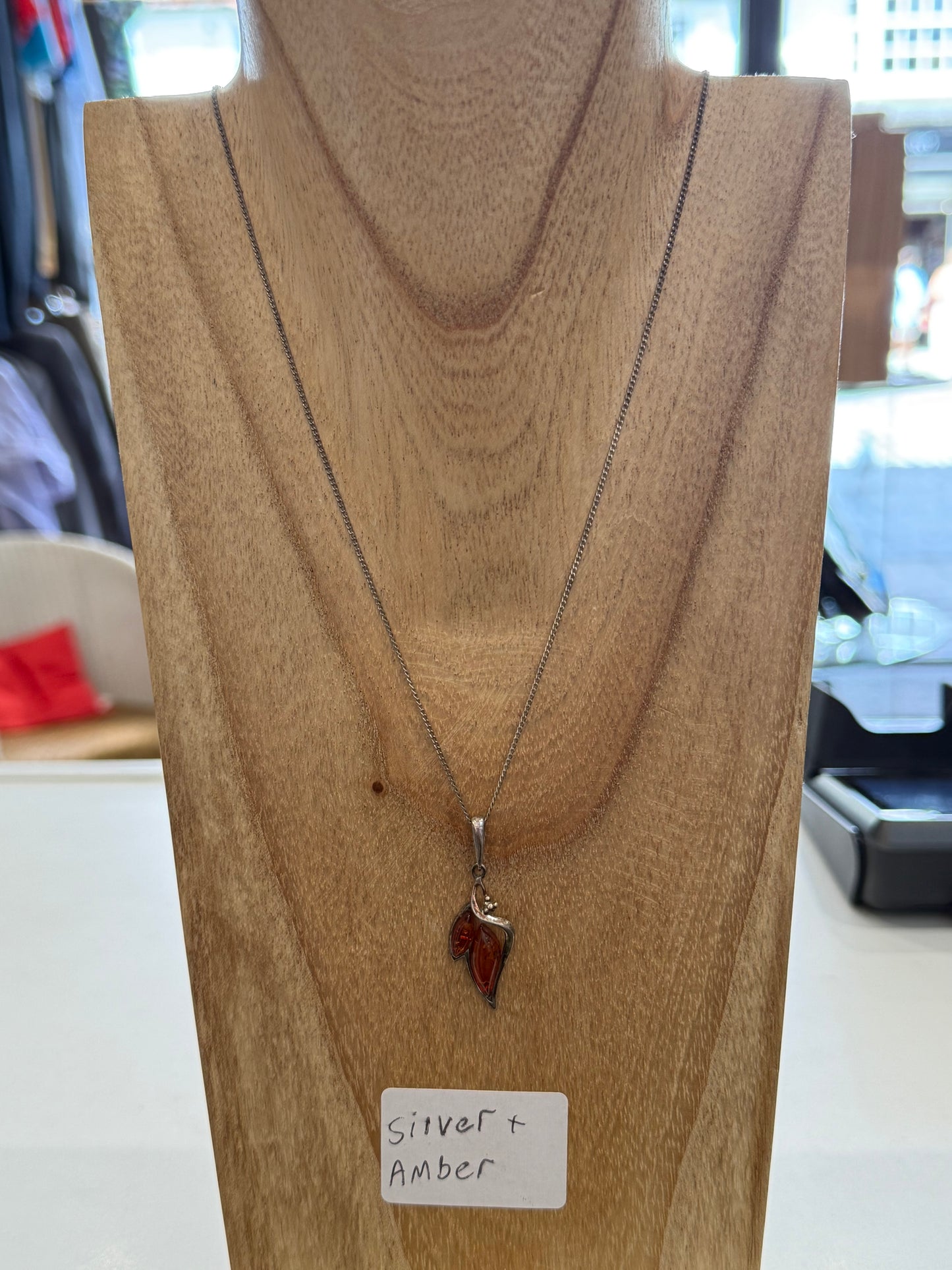 925 Silver Necklace With Amber Gemstone