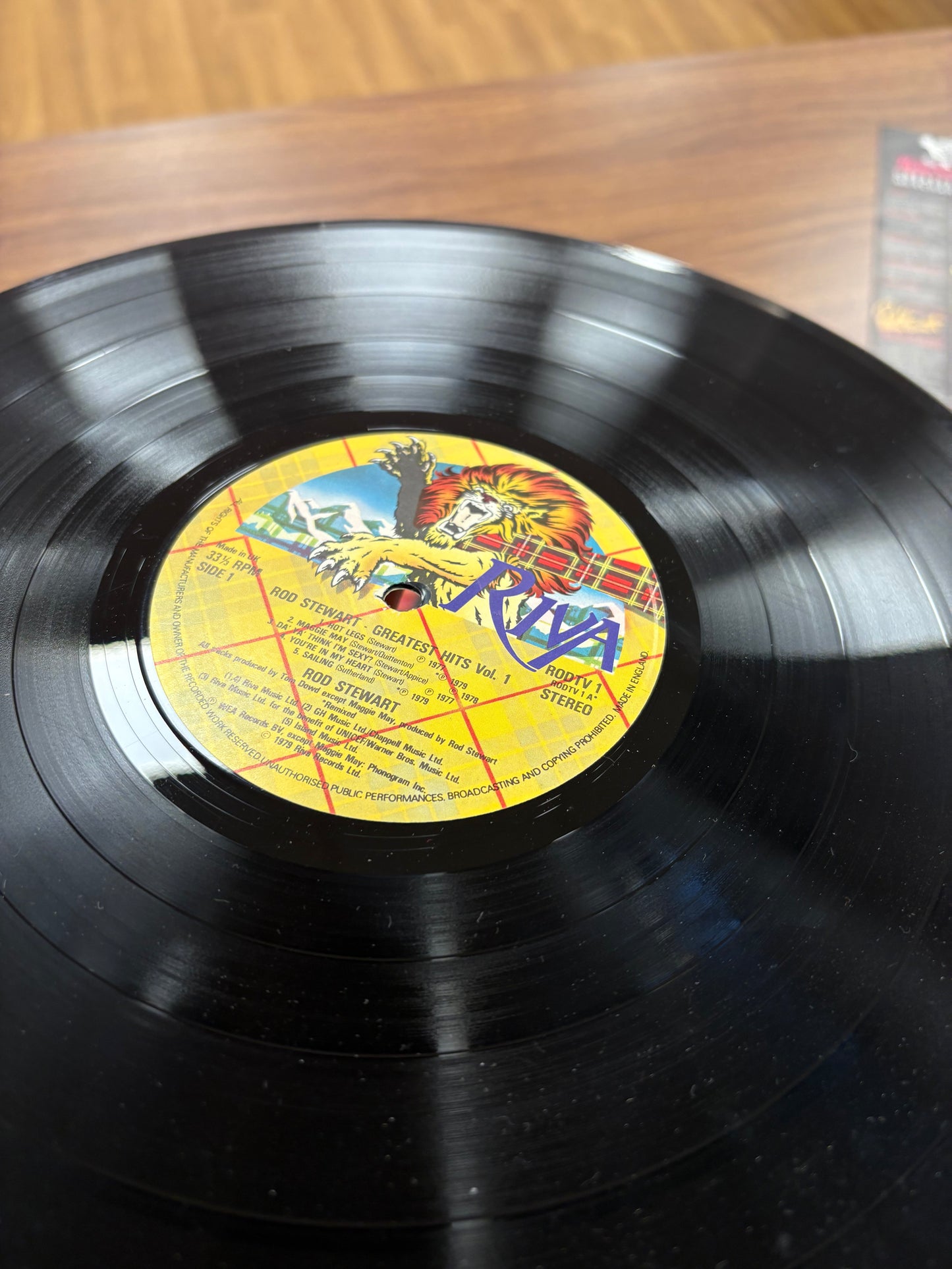 Rod Stewart's Greatest Hits 12" Vinyl, with Original Merchandise Insert