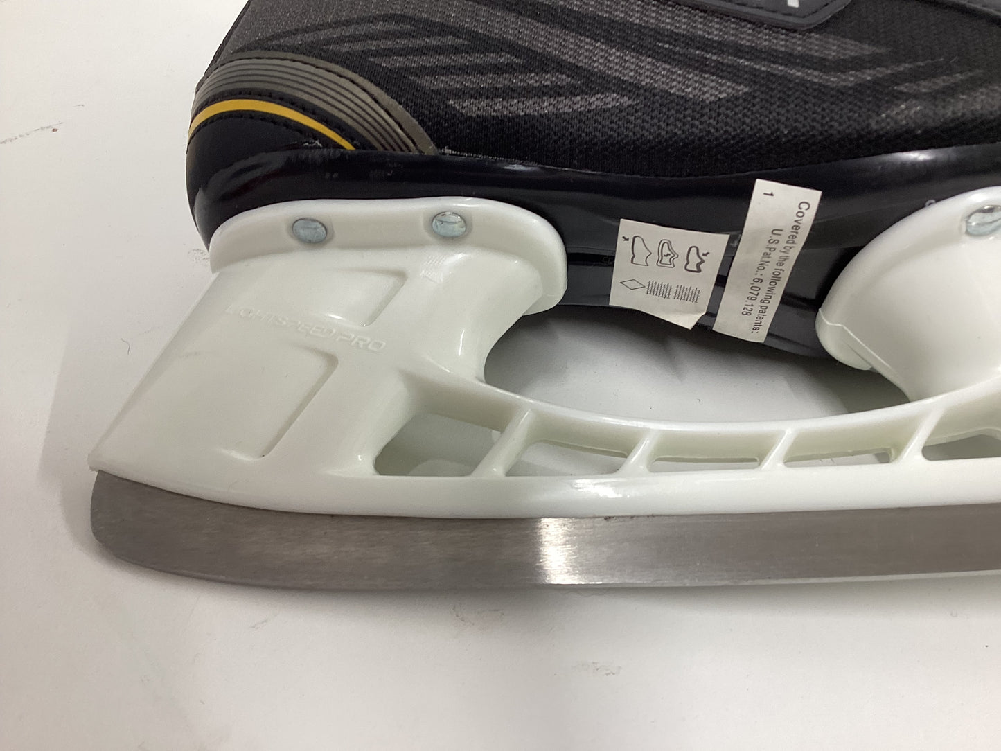 Baver Supreme S140 Ice Hockey Skates