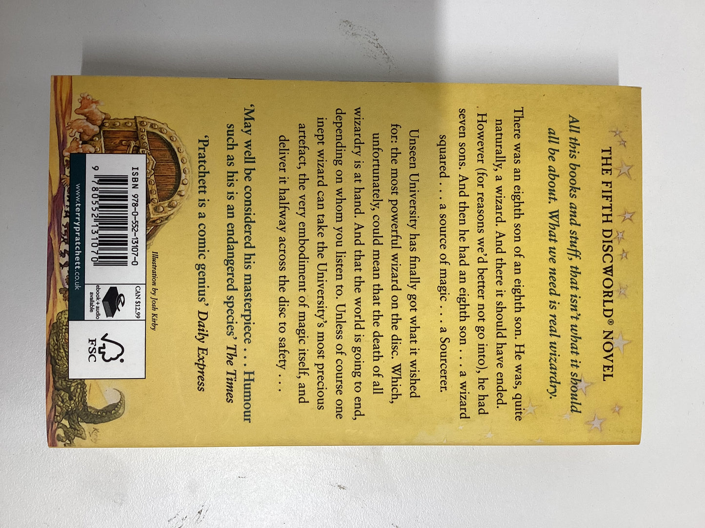 Terry Pratchett Disc World 12 x Various Paperbacks