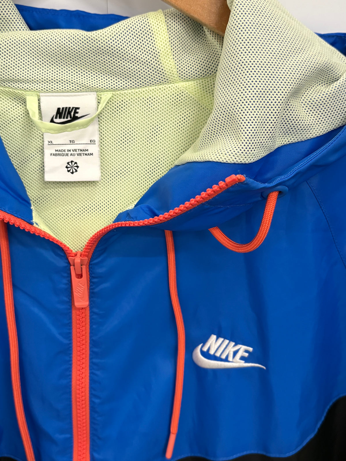 Nike Sportswear Windrunner Mens Hooded Blue/Black/Green Jacket Size XL