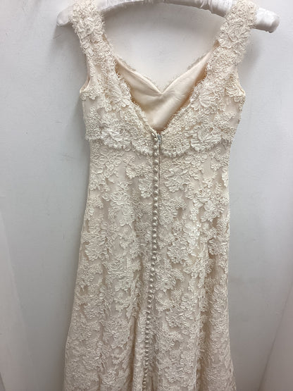 Paloma Blanca Wedding Dress