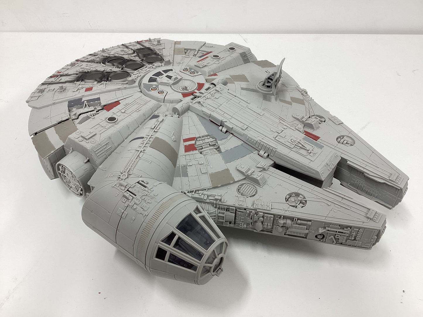 Hasbro Millenium Falcon