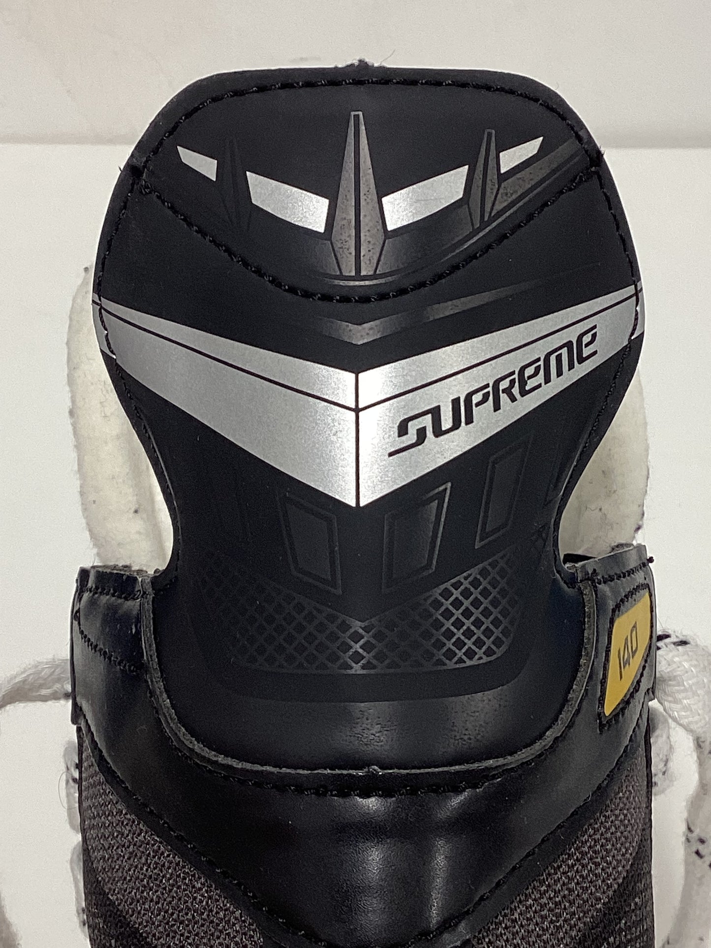 Baver Supreme S140 Ice Hockey Skates