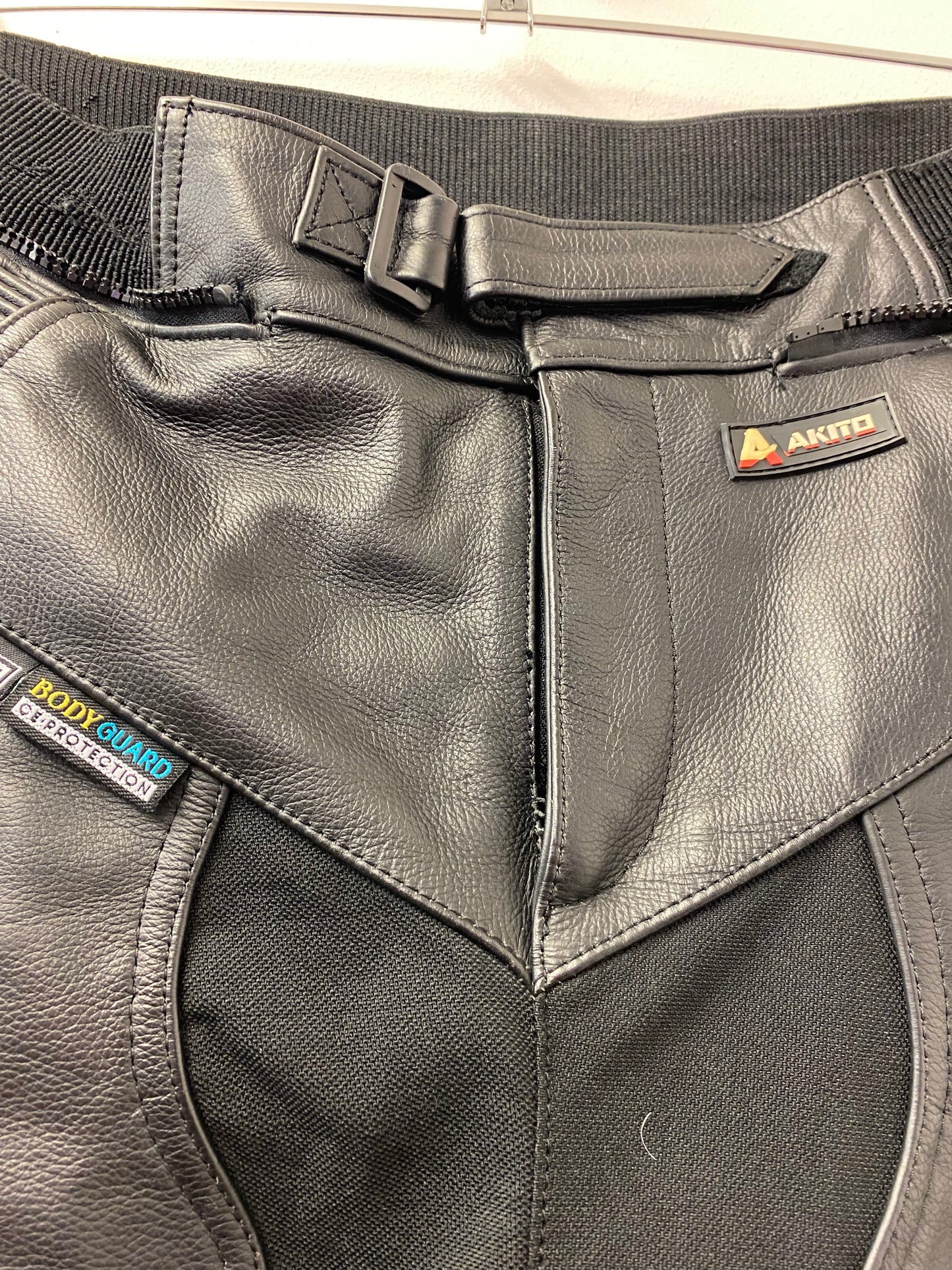 Akito Body Guard CE Protection Leather Biker Trousers Black Size 14