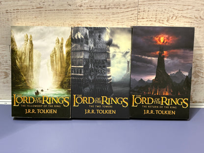 The Lord of the Rings 3-Book Paperback Boxset (Movie Tie-in Edition)