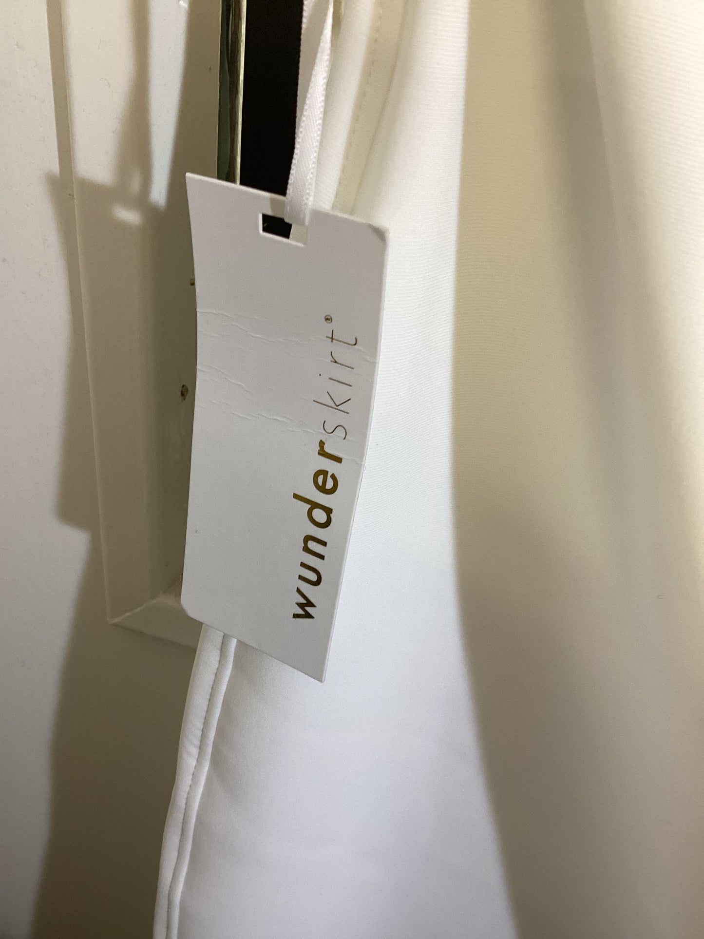 Wunderskirt, Ivory, Bridal Under Skirt, Small BNWT