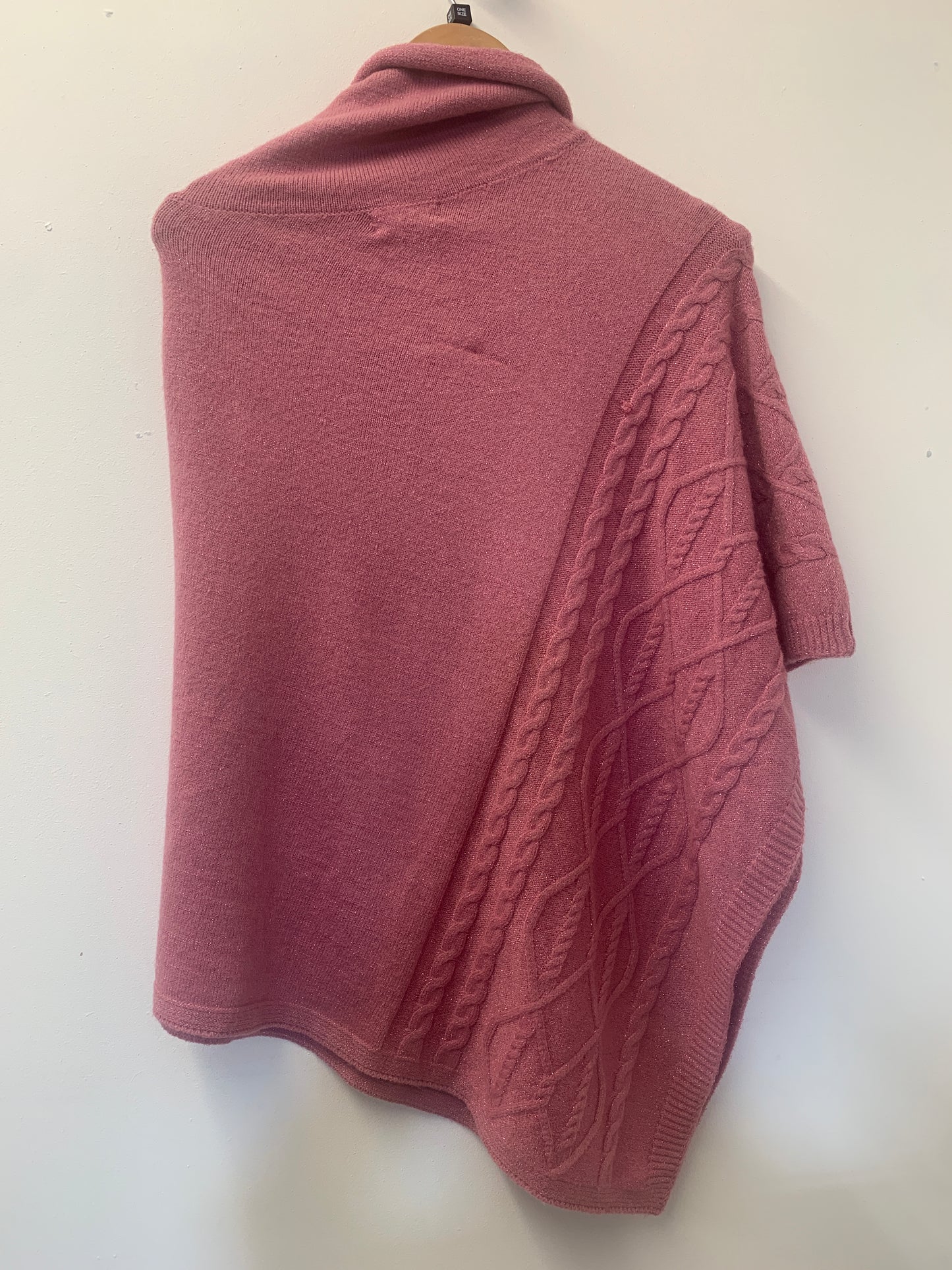 BNWT First Avenue Dusty Rose Ponshawl One Size