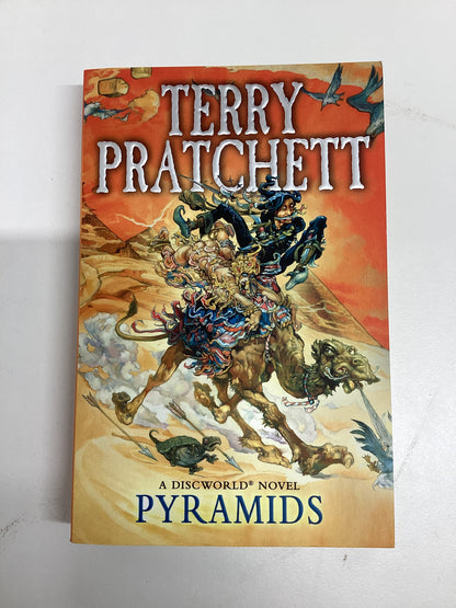 Terry Pratchett Disc World 10x Various Paperback