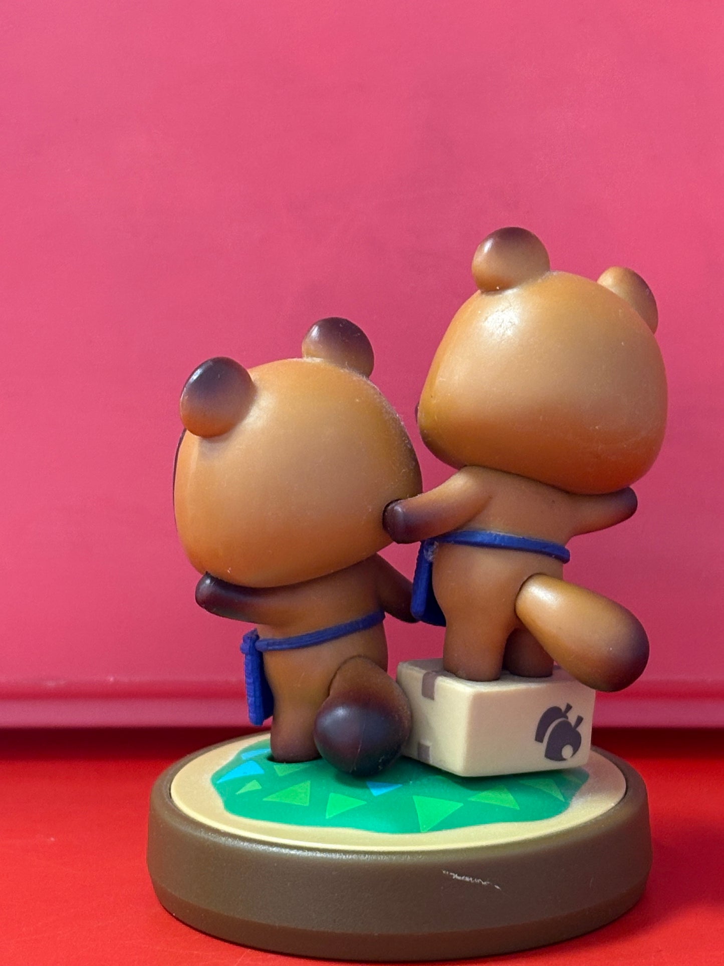 Timmy & Tommy Nook (Animal Crossing) Amiibo