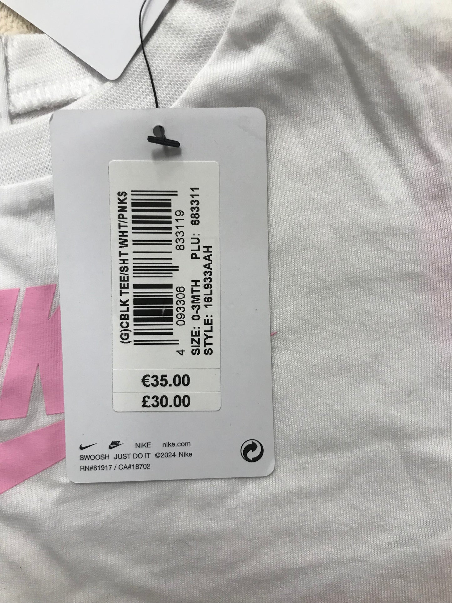 BNWT Nike Infant T-Shirt and Short Set Pink and White Age 0-3Month