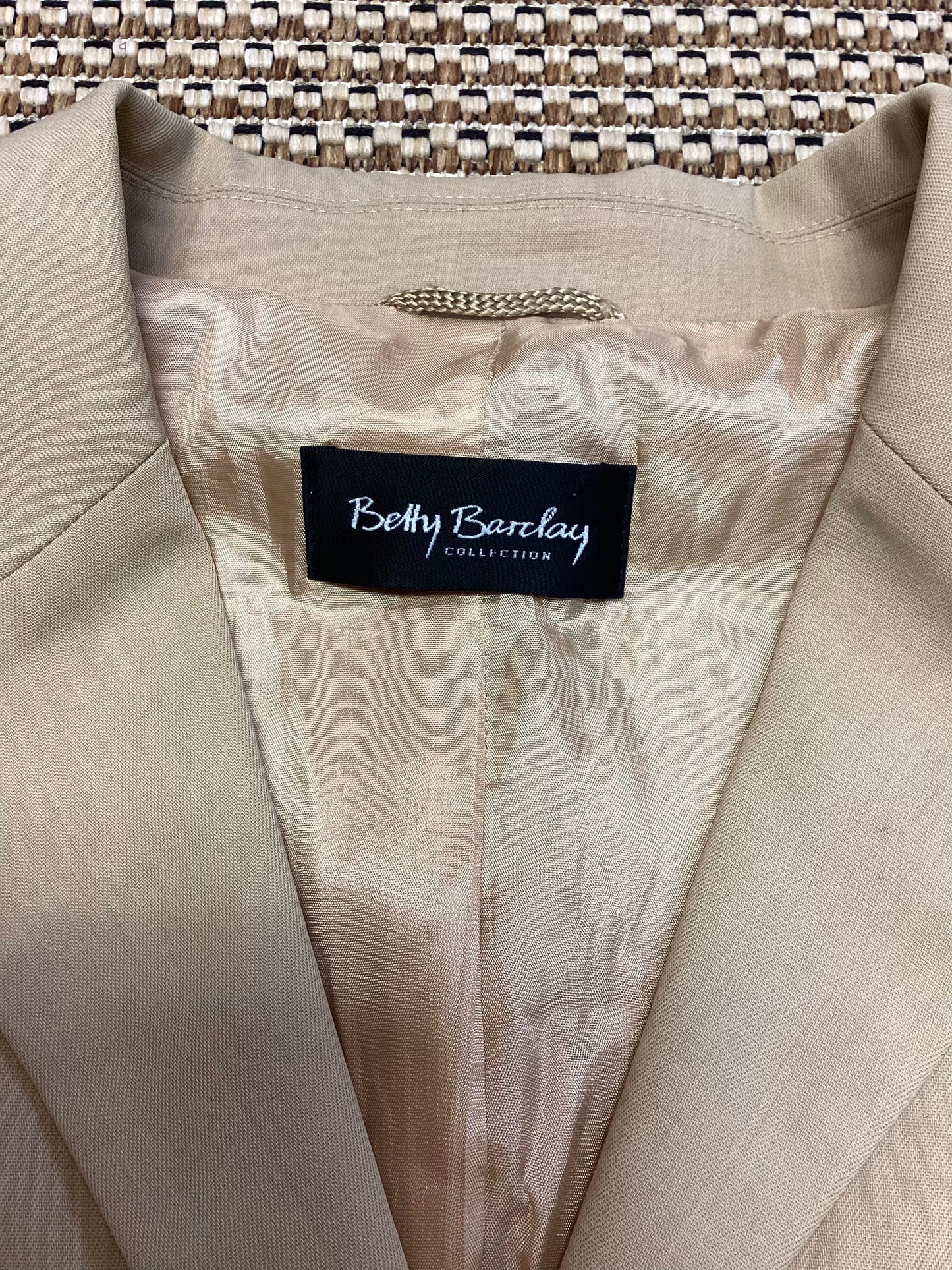 Betty Barclay Beige Wool-Blend Blazer Size 16