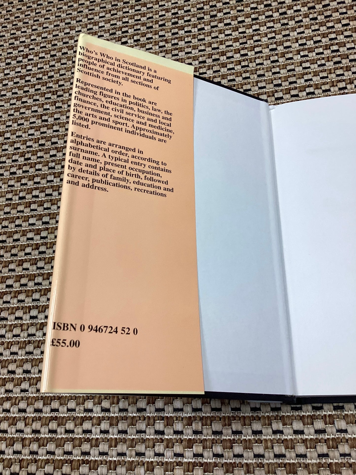 Who's Who in Scotland 2003 by Anonymous (2003)