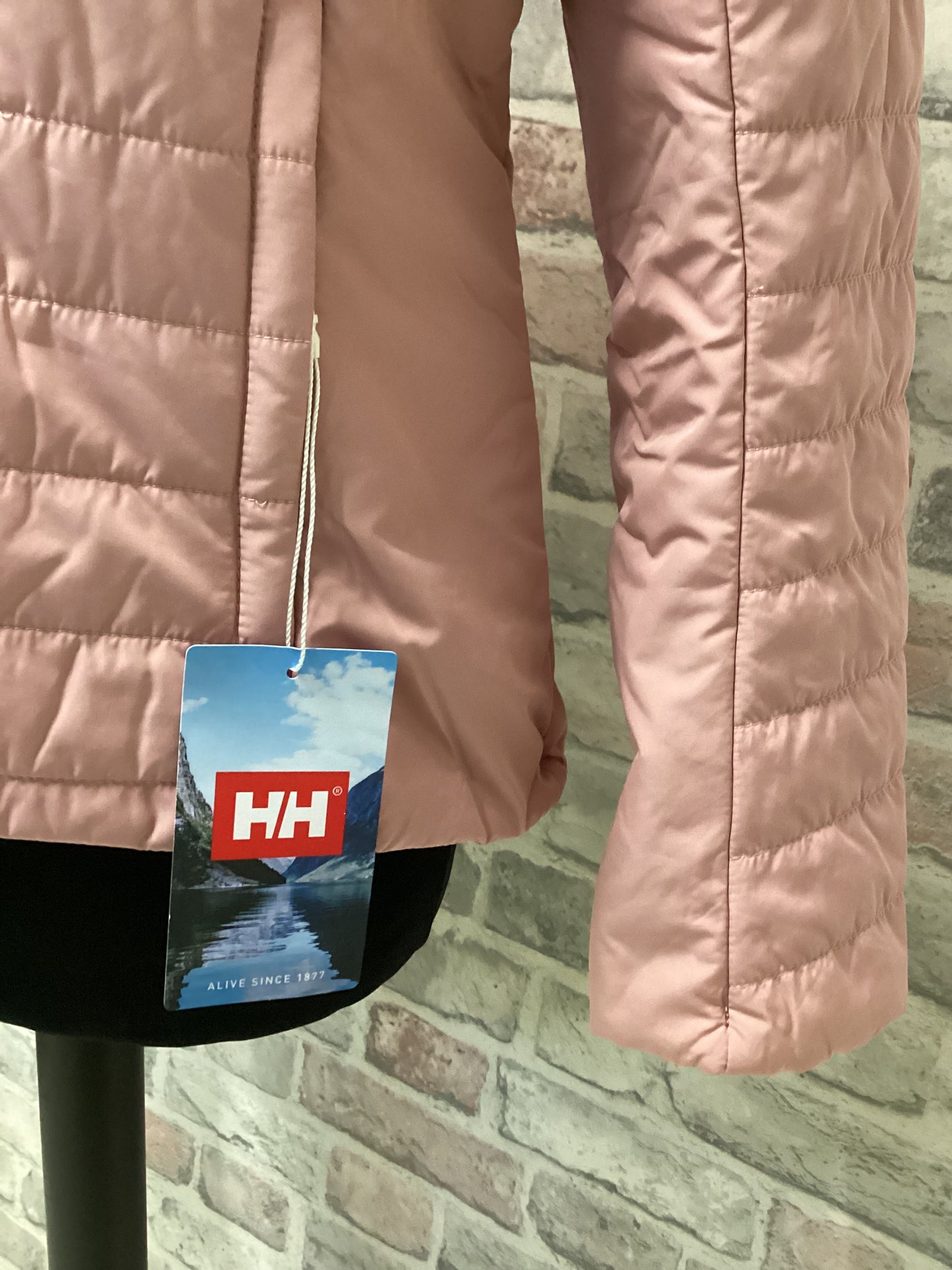 Ladies Pink Helly Hanson Lightweight Puffer Jacket - S