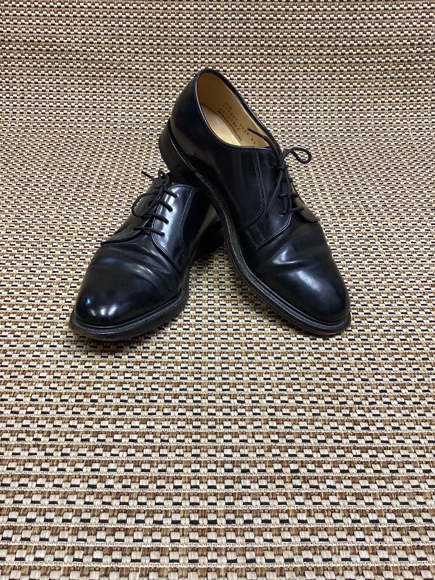 Loake Black Leather Oxfords Size 8.5