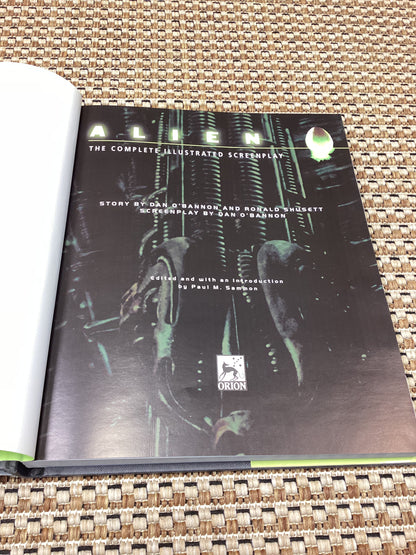 Alien: The Illustrated Screenplay by Ridley Scott, Dan O'Bannon & Ronald Shusett (2000)