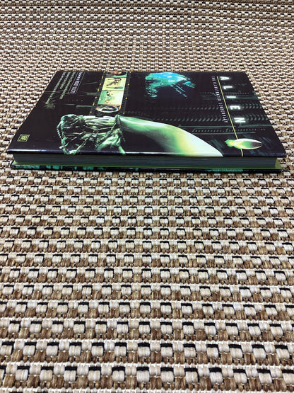Alien: The Illustrated Screenplay by Ridley Scott, Dan O'Bannon & Ronald Shusett (2000)
