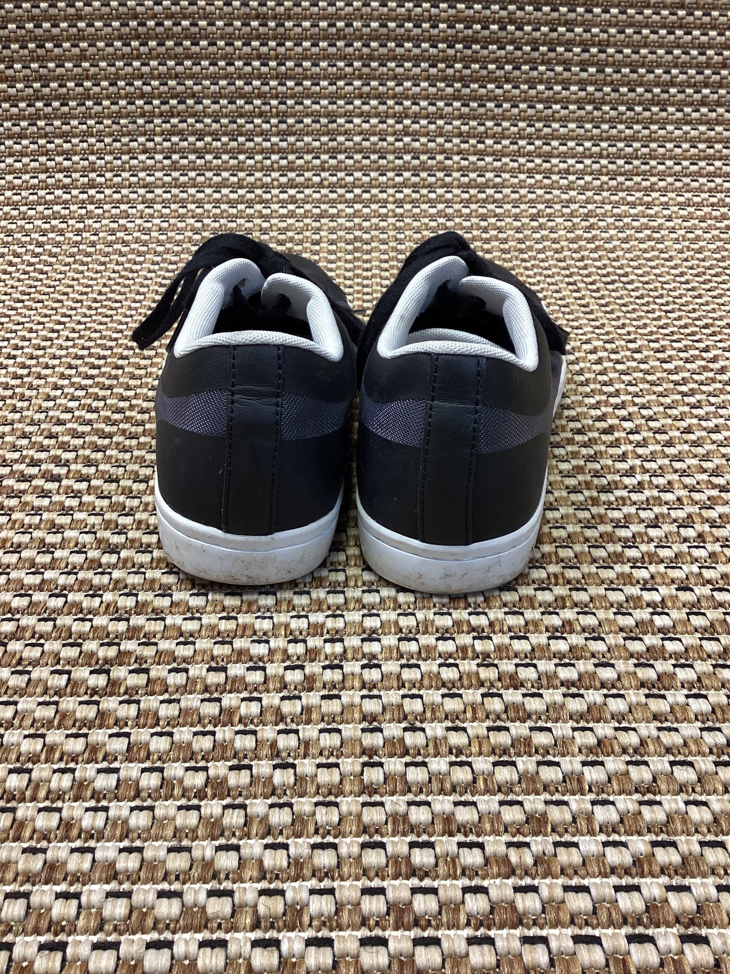 Lacoste Black & Grey 'Carnaby' Trainers Size 7