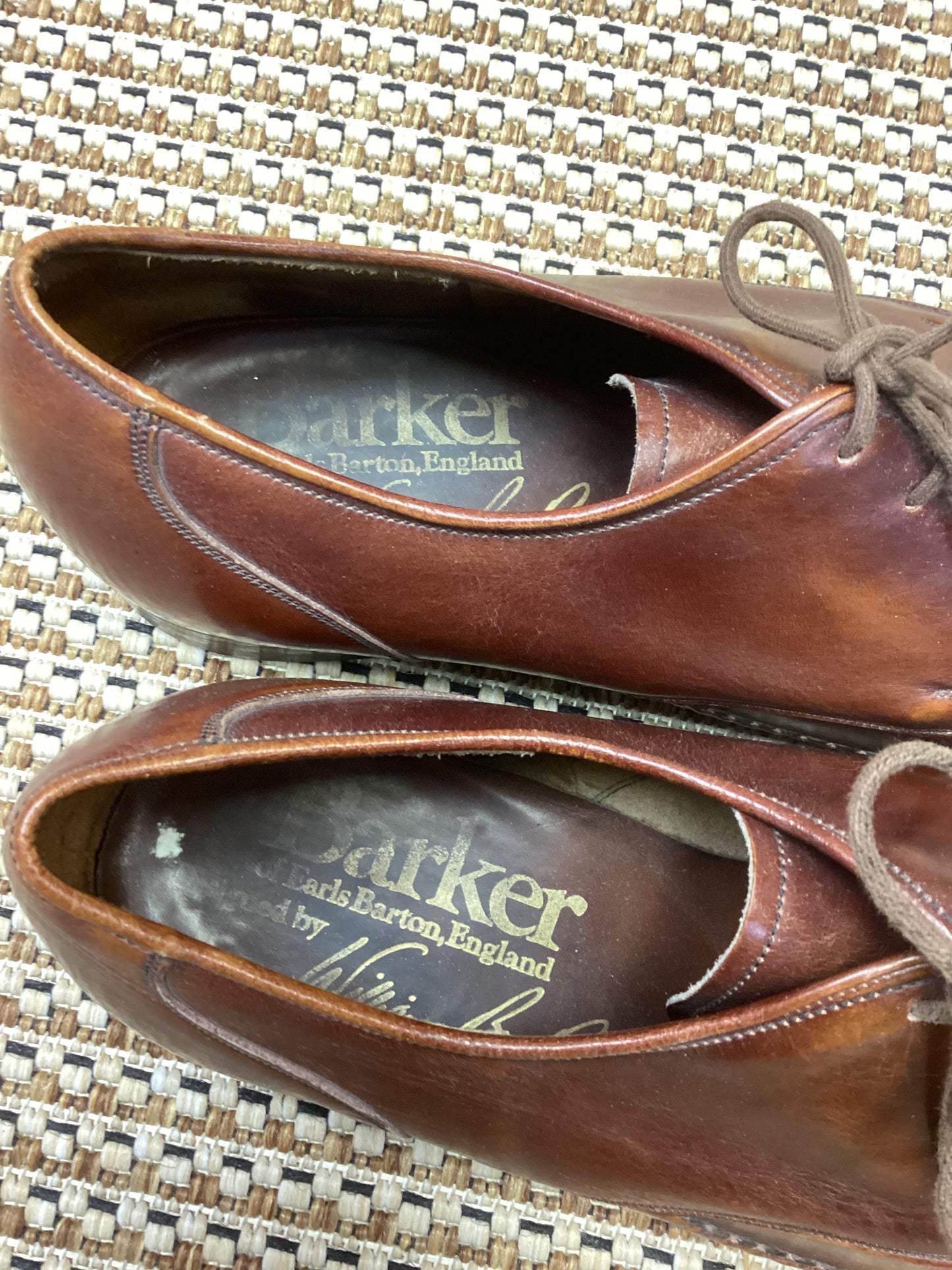 Vintage Barker of Earls Barton Brown Leather Oxfords Size 7