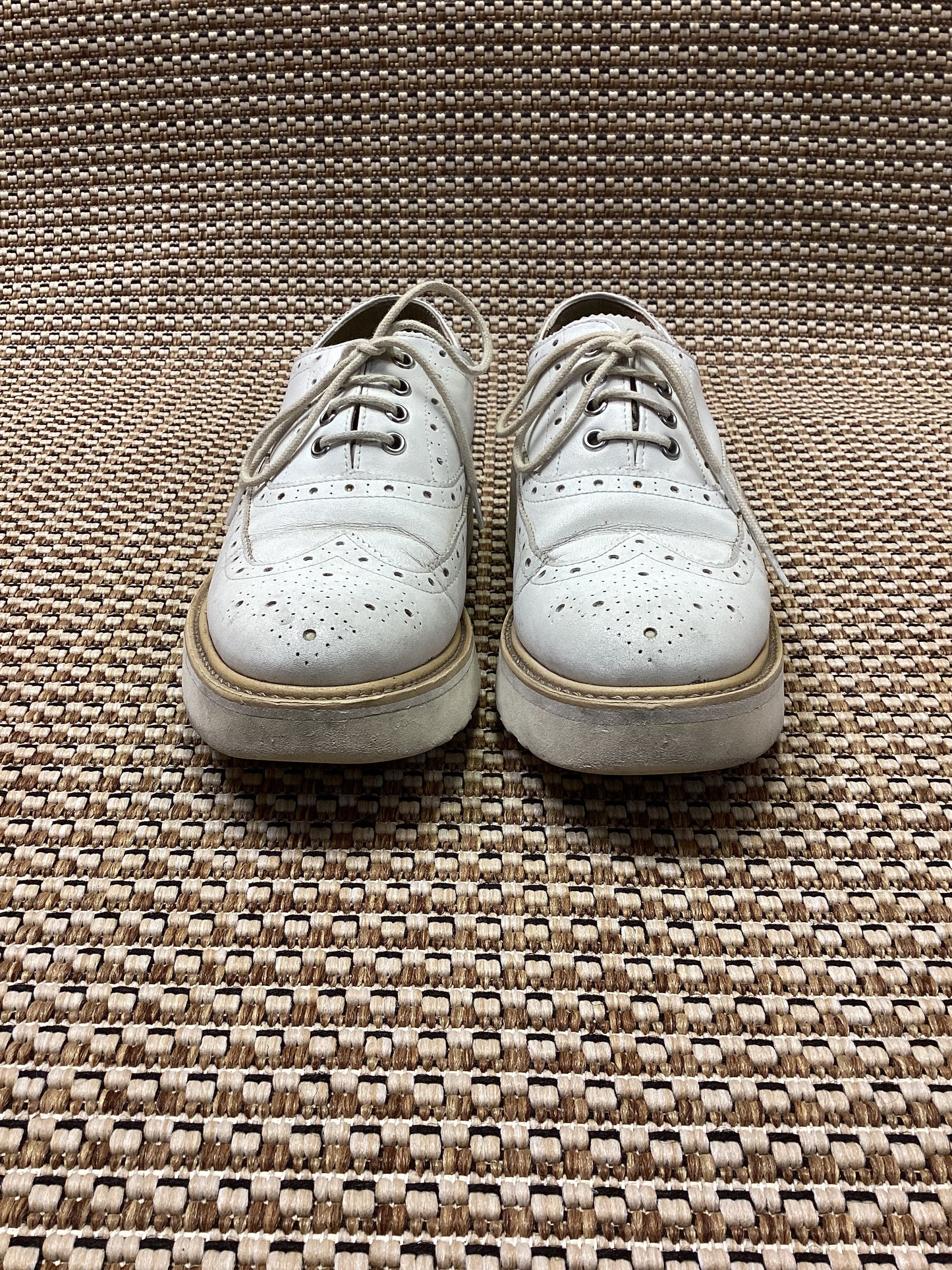 Grenson Cream Faux Leather 'Emily' Brogues Size 4