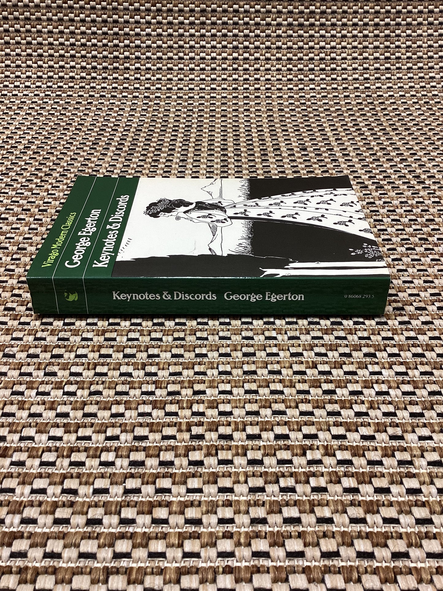 Keynotes & Discords by George Egerton (1983)