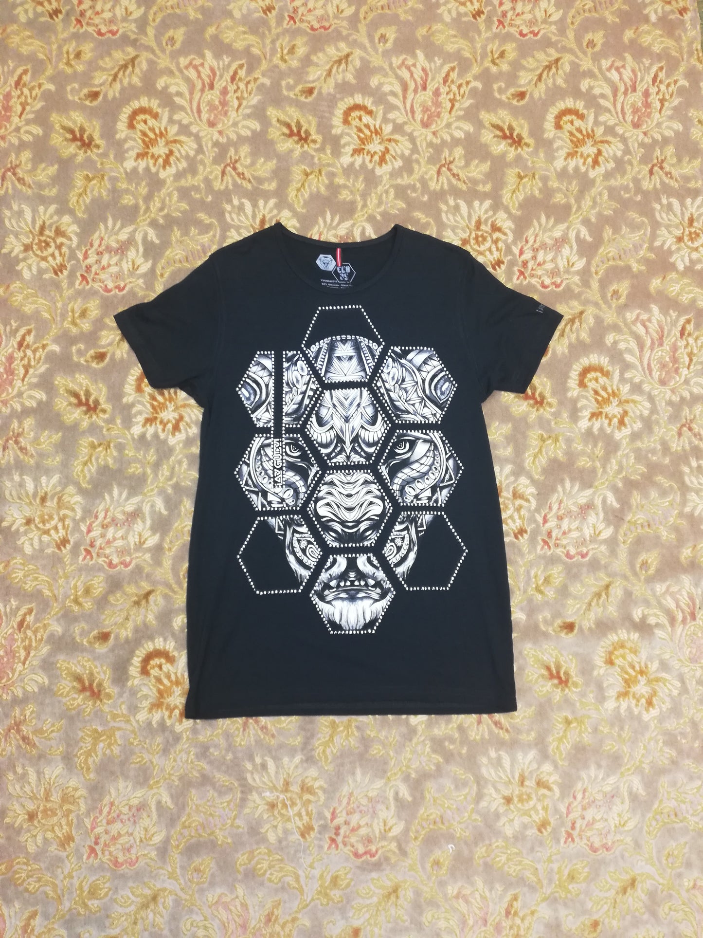 BNWT Ay Guey Black Graphic T-Shirt Size XS