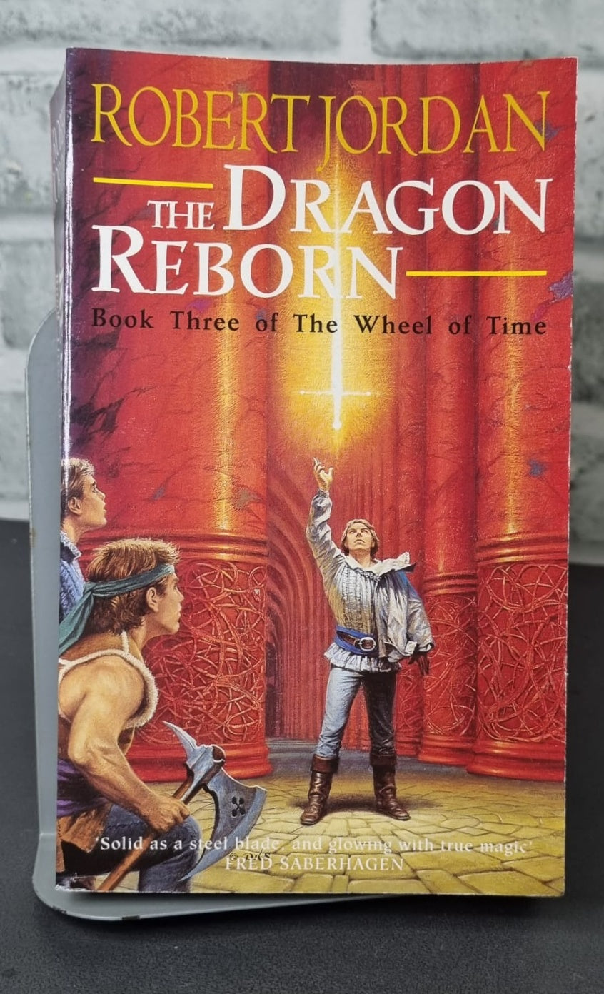 Robert Jordan The Dragon Reborn Book Three of The Wheel of Time Paperback