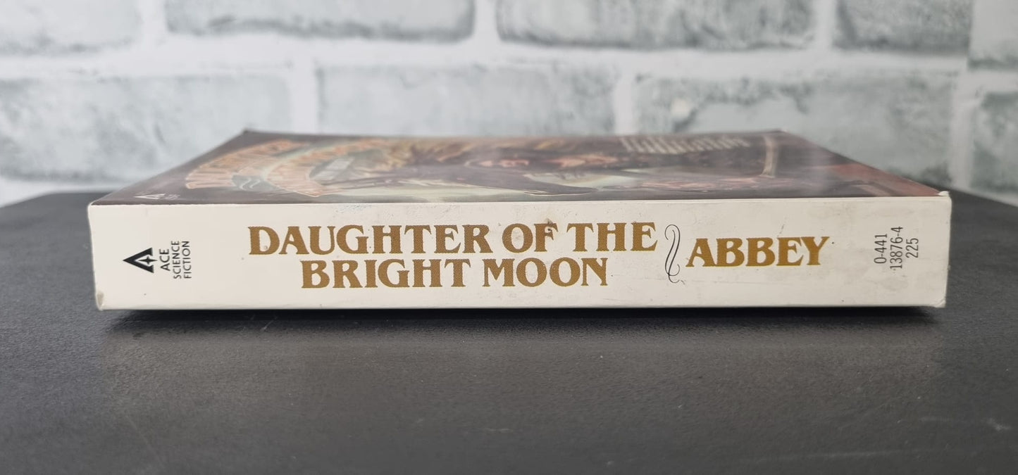 Daughter of the Bright Moon by Lynn Abbey Paperback