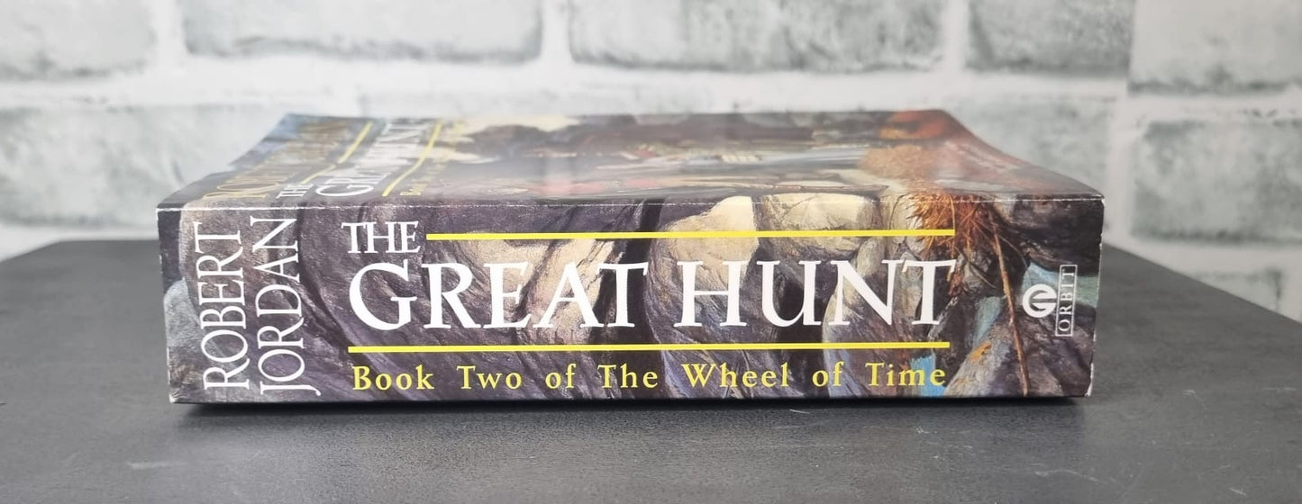 The Great Hunt - Book Two of The Wheel of Time by Robert Jordan Softback