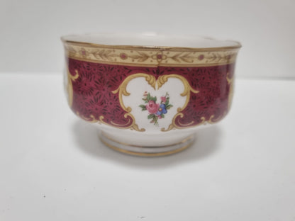 Royal Albert Bone China Tea Cup Milk Jug Sugar Bowl 3 pieces