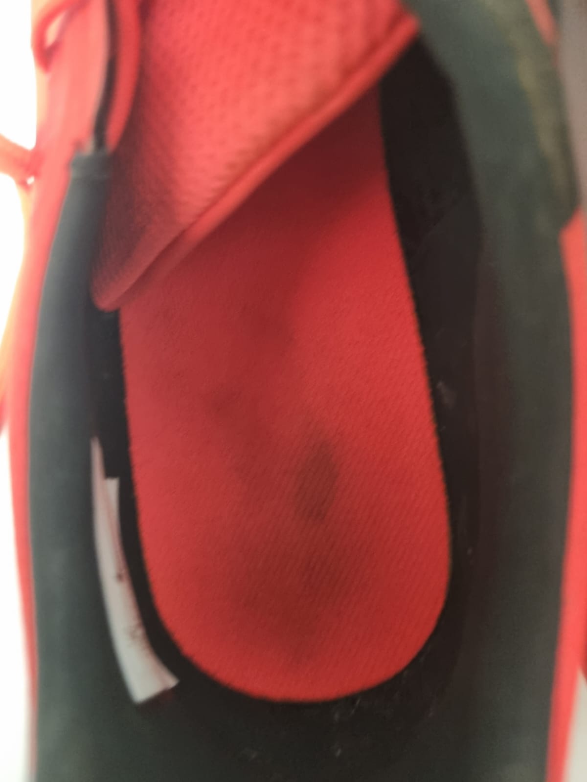 Nike Football Trainers Uk Size 8 Black/Red
