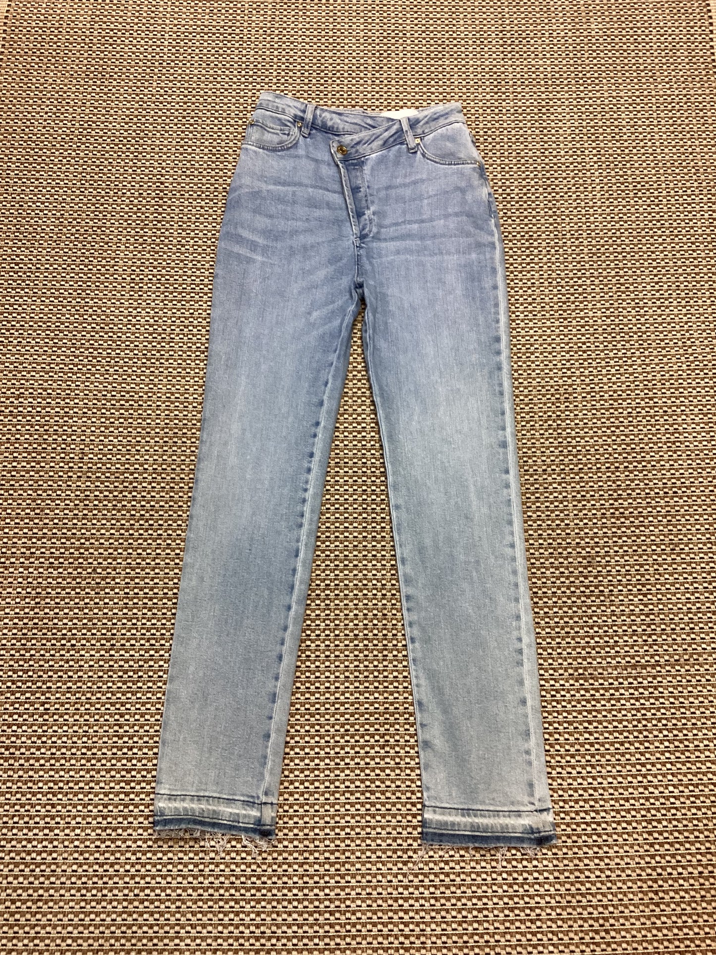 BNWT Reiko Light-Wash Blue 'Bonnie' Jeans Size S