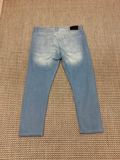 Denizen from Levi's Lightwash Blue Jeans Size M