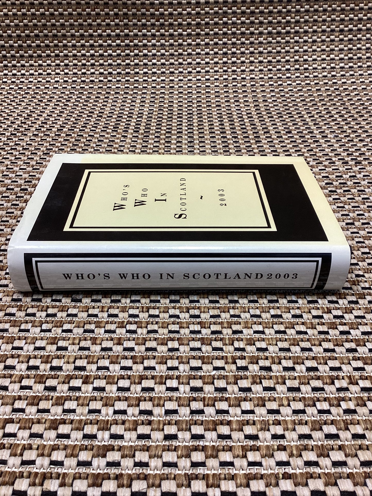 Who's Who in Scotland 2003 by Anonymous (2003)