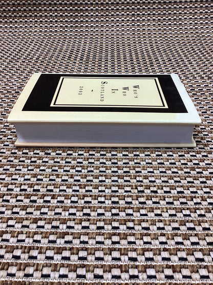 Who's Who in Scotland 2003 by Anonymous (2003)