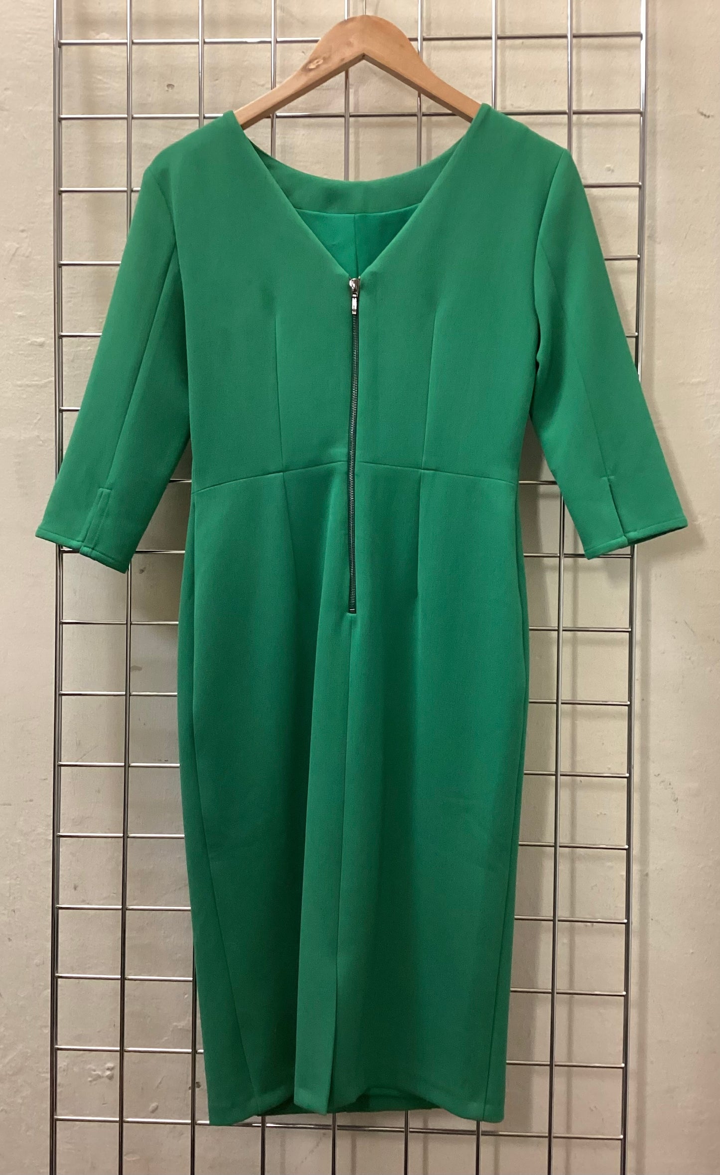 BNWT Pied A Terre Green Dress size 8