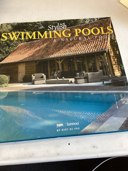 Stylish Swimming Pools and Natural Pools