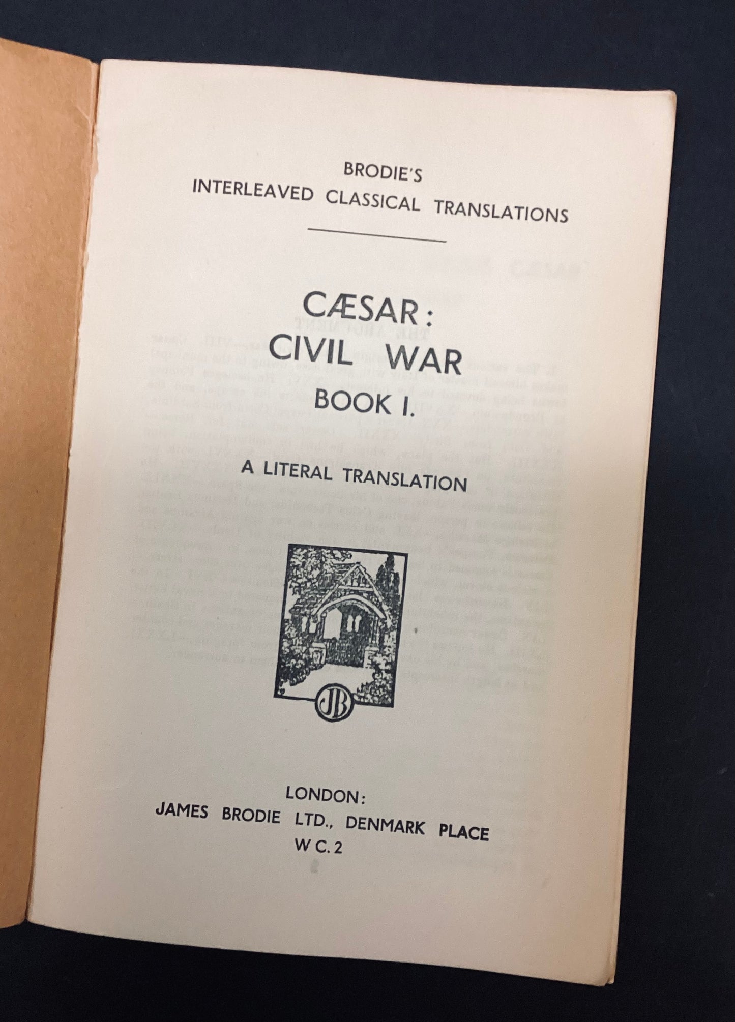 Cesar: Civil War - Book 1 - Classical Translation, James Brodie