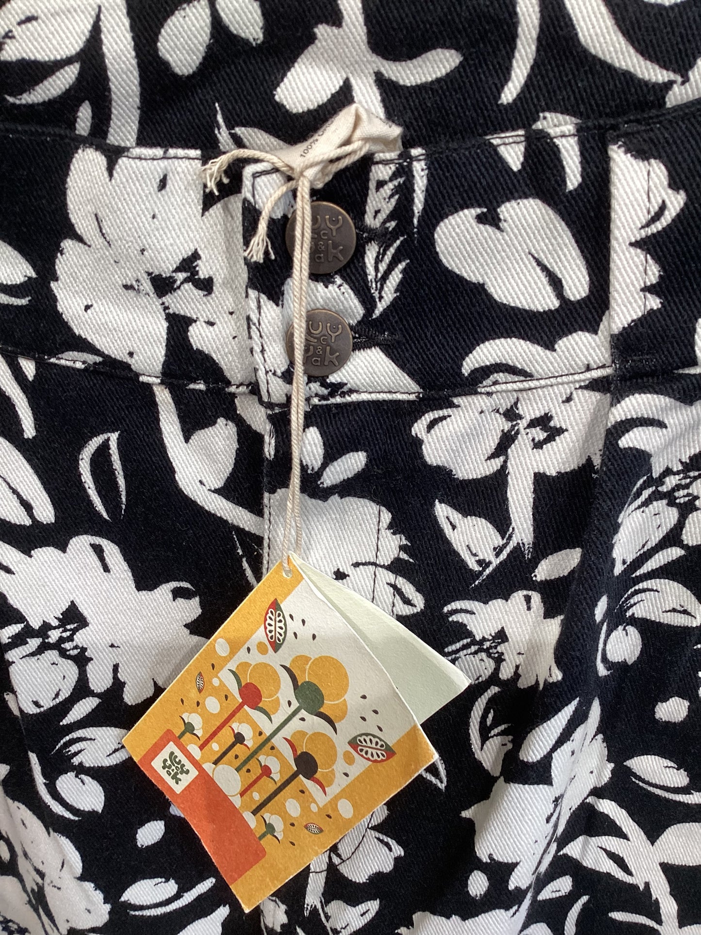Lucy & Yak Addison Black and White Moonflower Print Jeans Medium