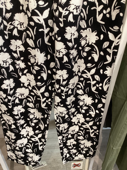 Lucy & Yak Addison Black and White Moonflower Print Jeans Medium
