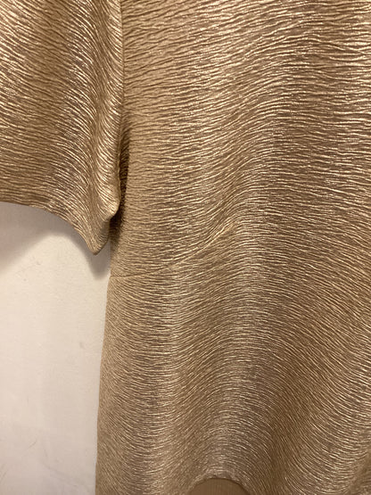 Roger’s, soft gold short sleeve top, Uk size 20
