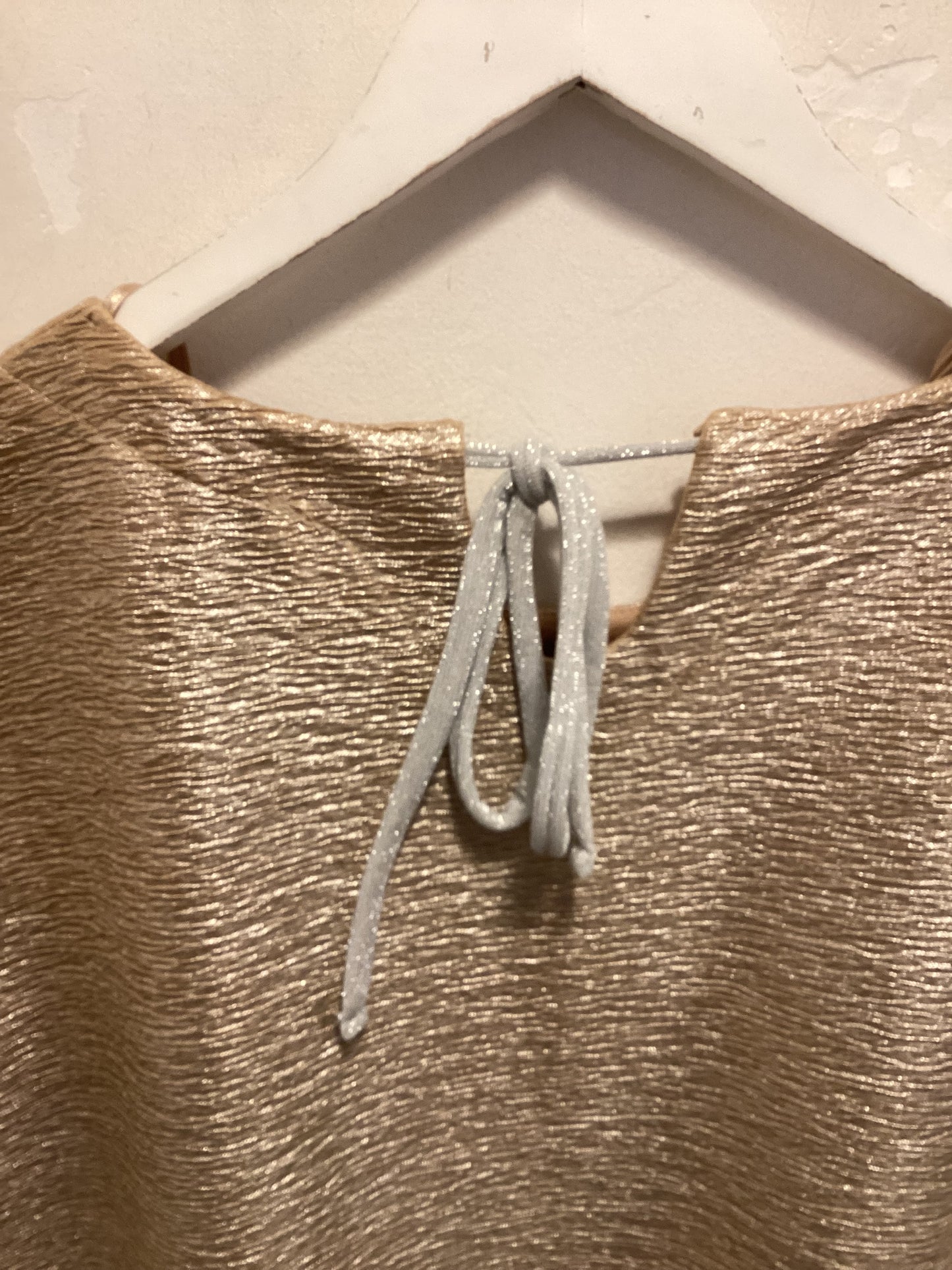 Roger’s, soft gold short sleeve top, Uk size 20