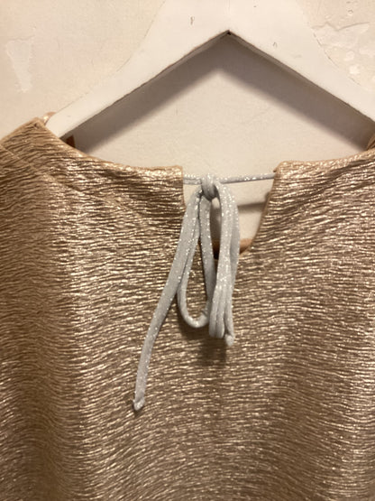 Roger’s, soft gold short sleeve top, Uk size 20