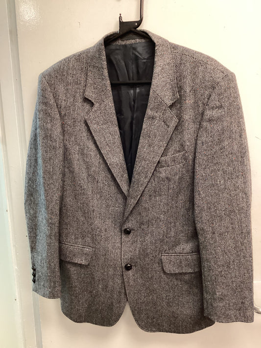 Men’s Donegal Tweed Jacket, Grey with Red Flakes - Size 40