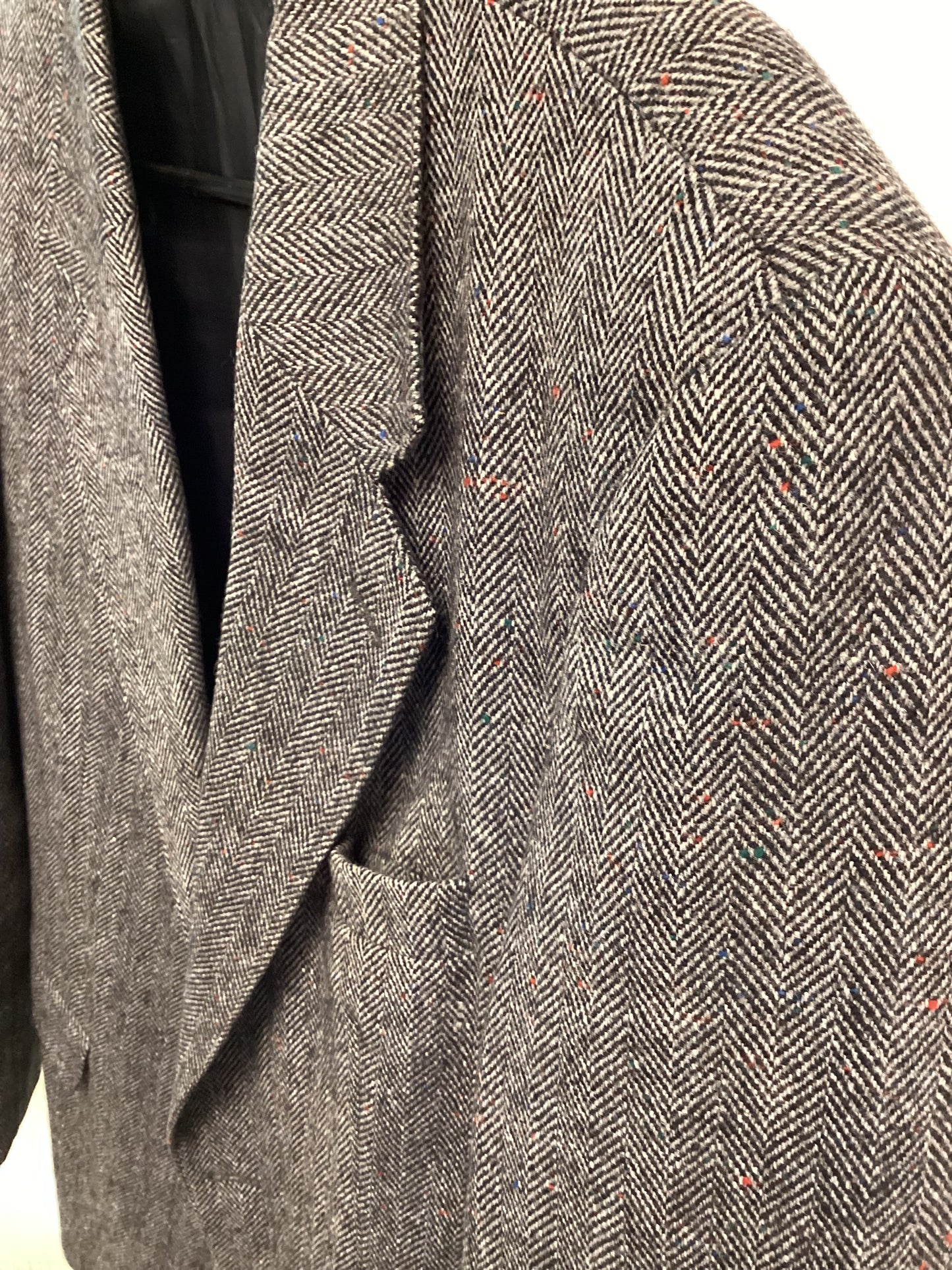 Men’s Donegal Tweed Jacket, Grey with Red Flakes - Size 40