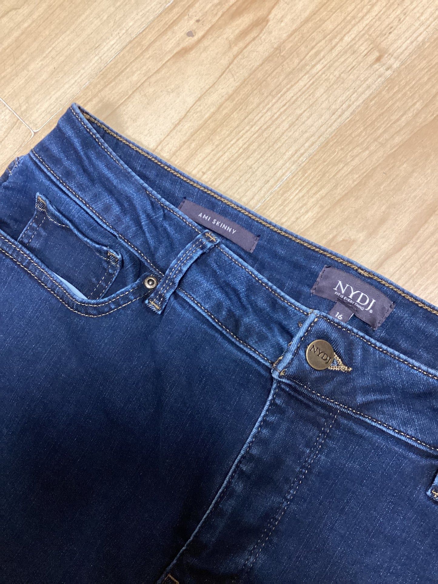 Ladies NYDJ AMI SKINNY Blue Jeans Size UK 20
