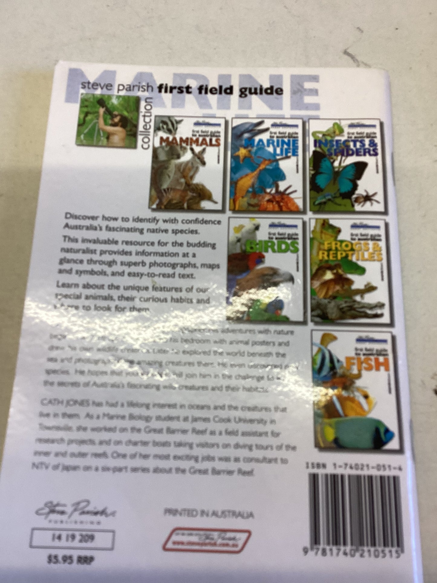 First Field Guide To Australian Marine Life Steve Parish Discover and Learn